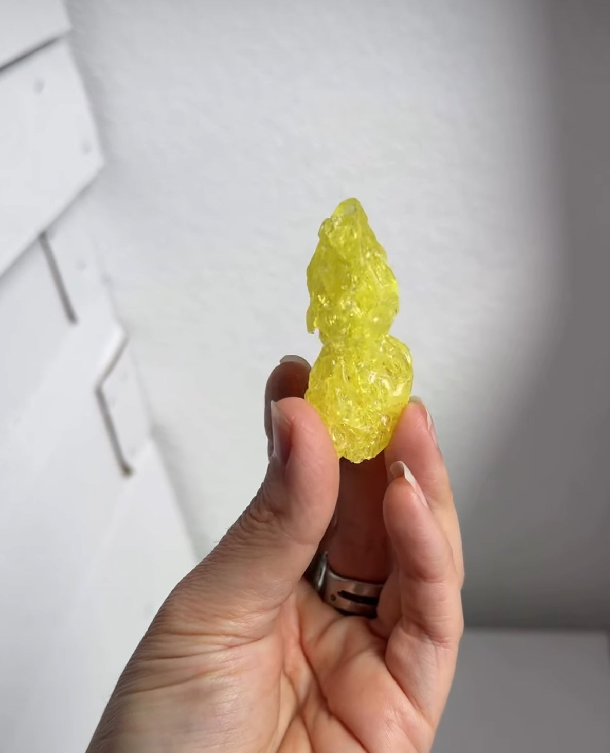 Native sulphur crystal